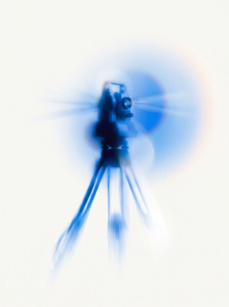 Technical due diligence: a surveying instrument in motion blur